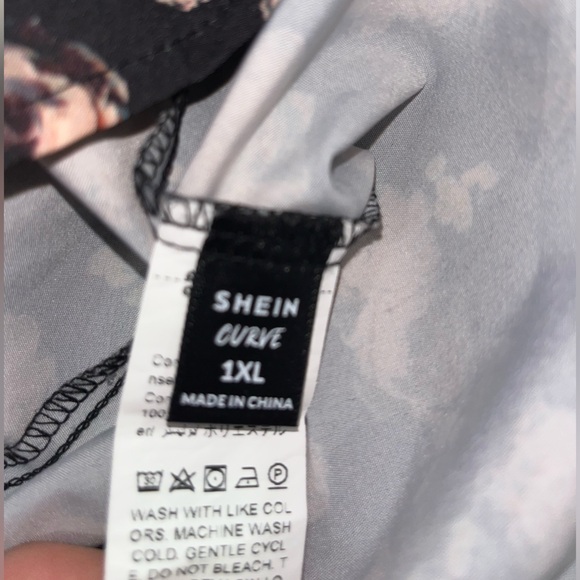 SHEIN Curve dress 1 XL - Picture 3 of 3